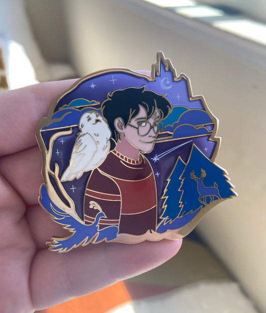 LE 2.5" Hard Enamel Gold Plated Harry Potter and Hedwig Pin